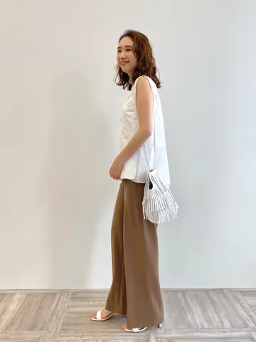 23区 秋葉 コーディネート画像