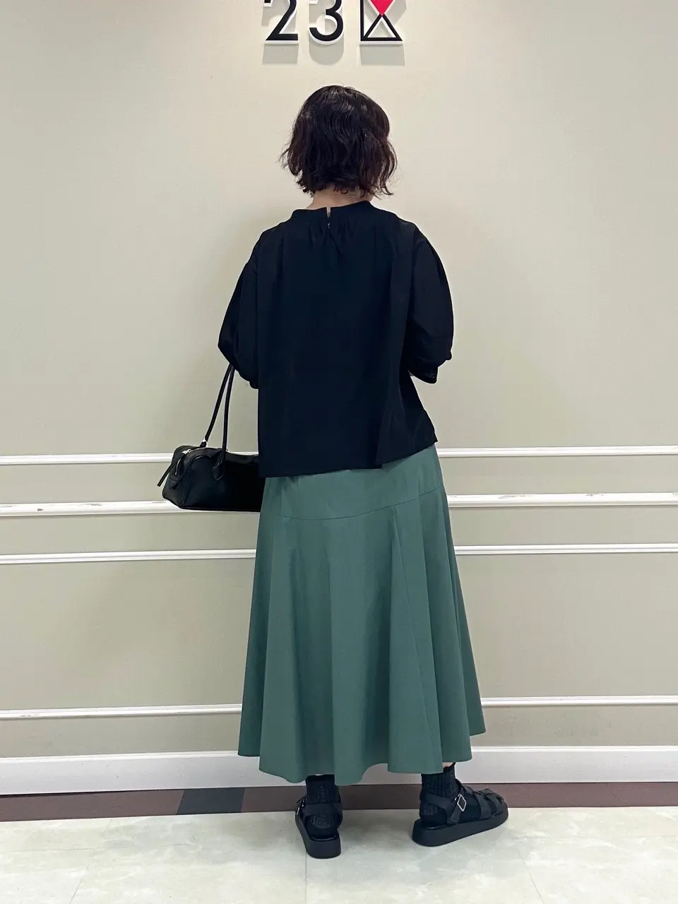 23区 助川 コーディネート画像