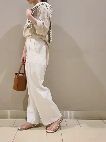 23区 スタッフ. コーディネート画像