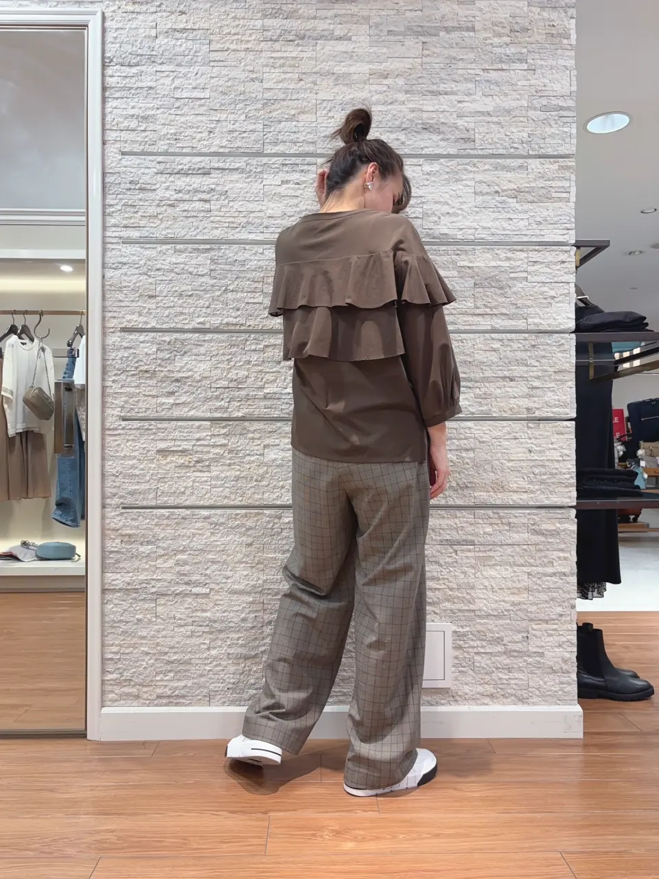 23区 犬塚 コーディネート画像