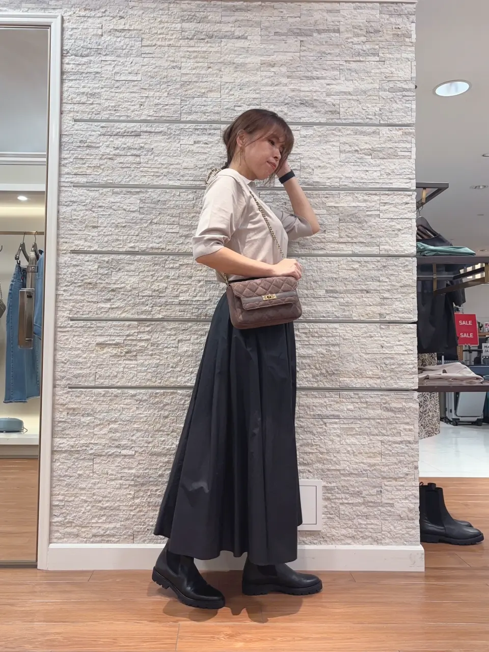 23区 犬塚 コーディネート画像