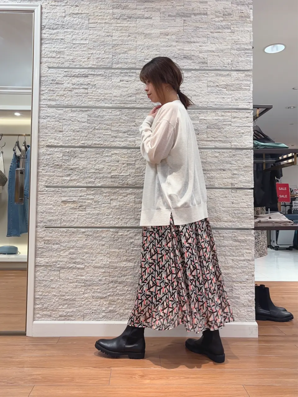 23区 犬塚 コーディネート画像