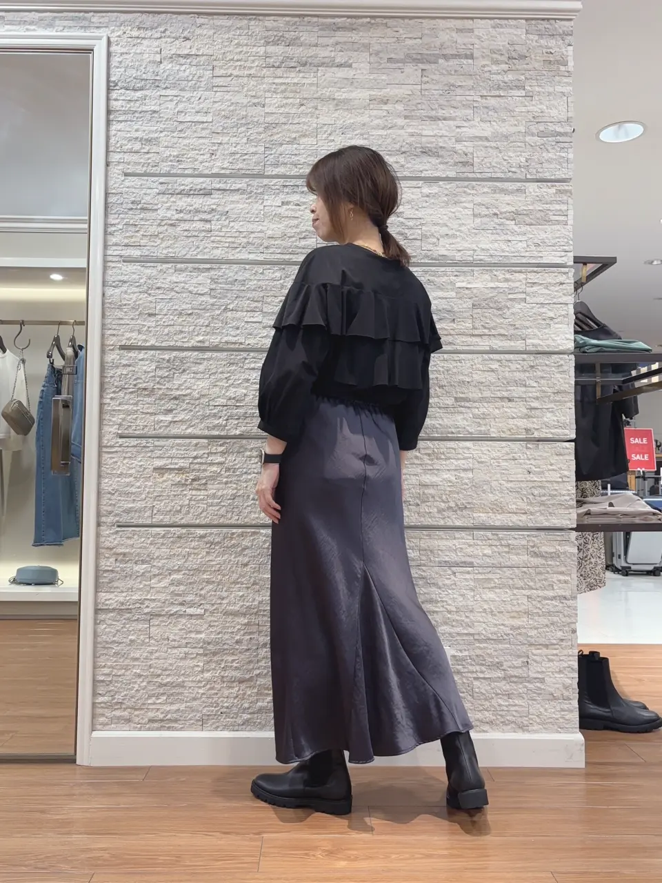 23区 犬塚 コーディネート画像