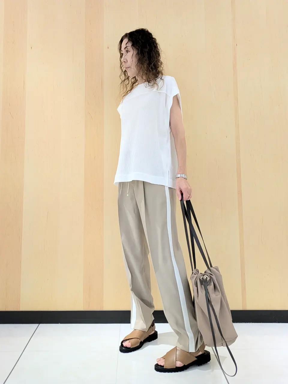 自由区 半澤 コーディネート画像