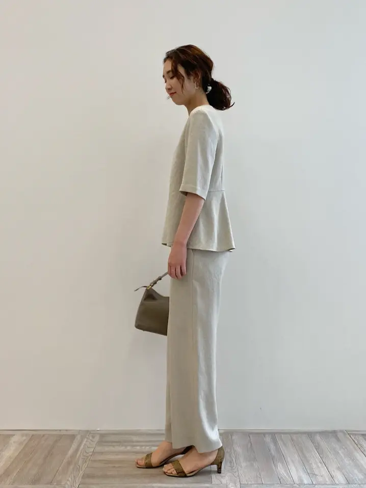 23区 秋葉 コーディネート画像