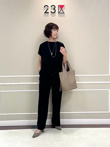 23区 助川 コーディネート画像