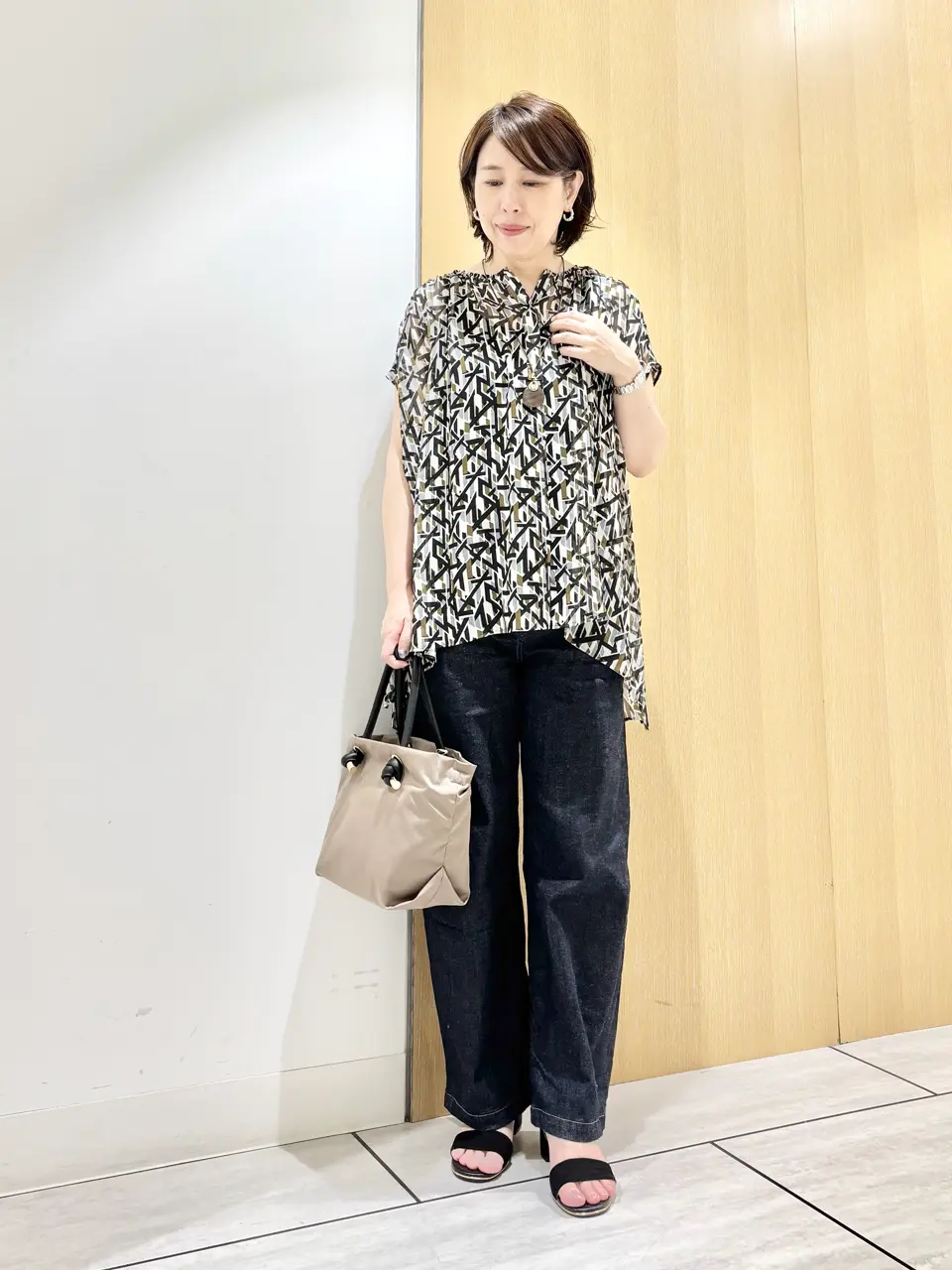  スタッフ コーディネート画像