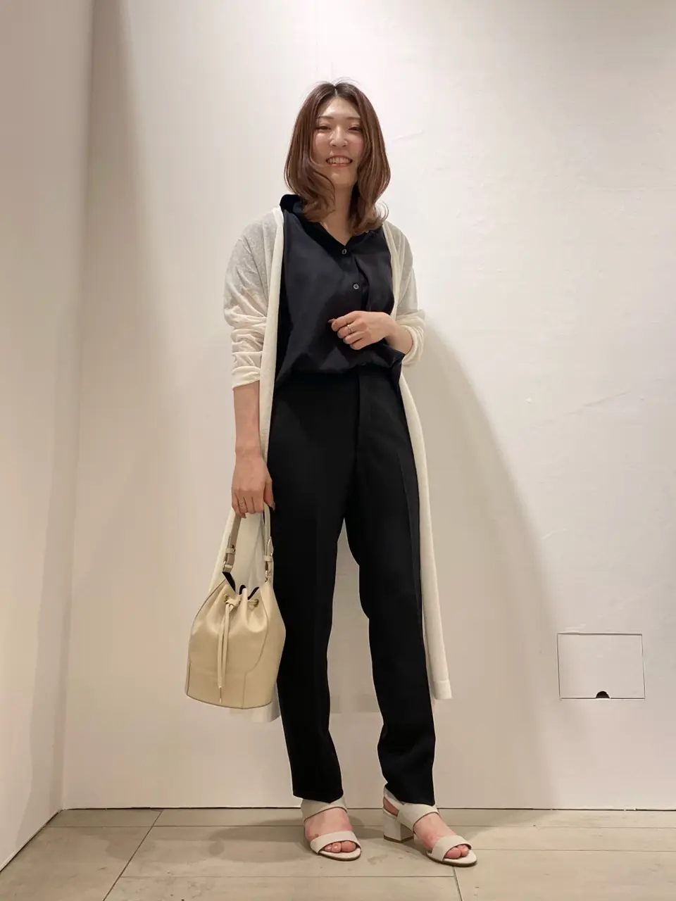  スタッフy コーディネート画像