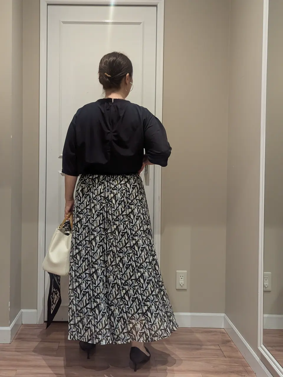 23区 L スタッフn コーディネート画像