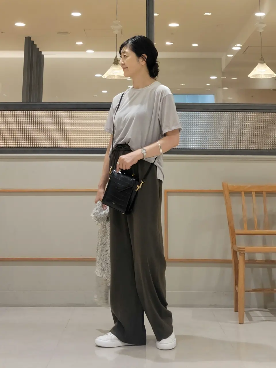 23区 新保 コーディネート画像