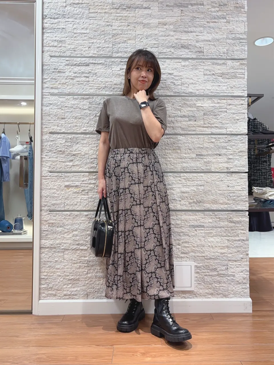 23区 犬塚 コーディネート画像