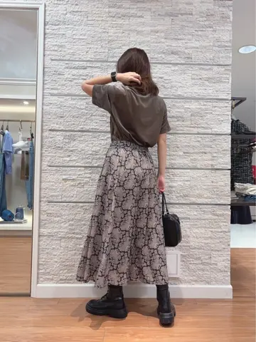 23区 犬塚 コーディネート画像