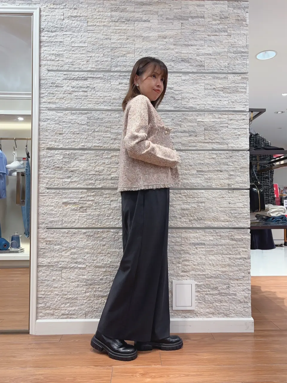 23区 犬塚 コーディネート画像