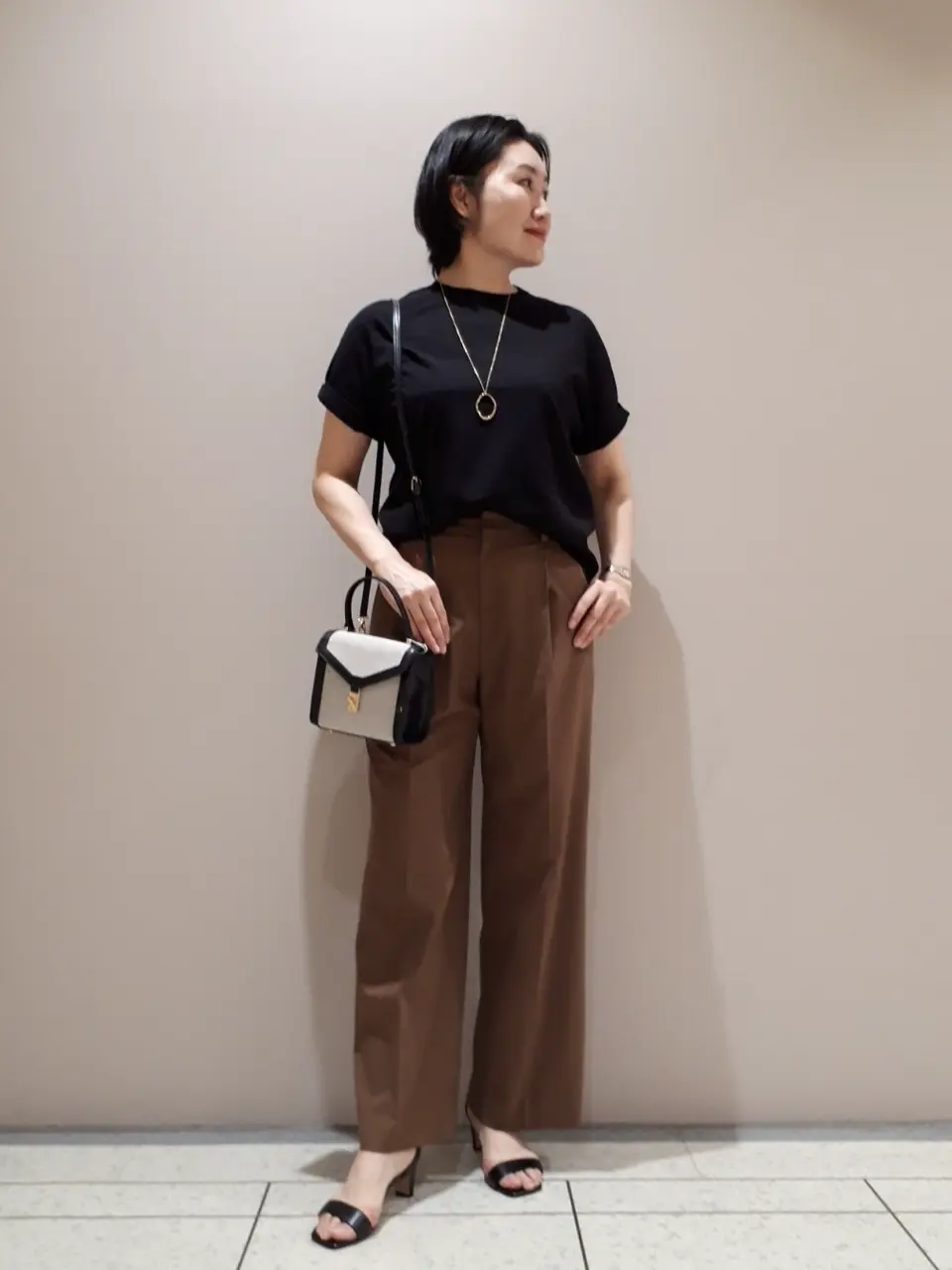 23区 長谷川 コーディネート画像