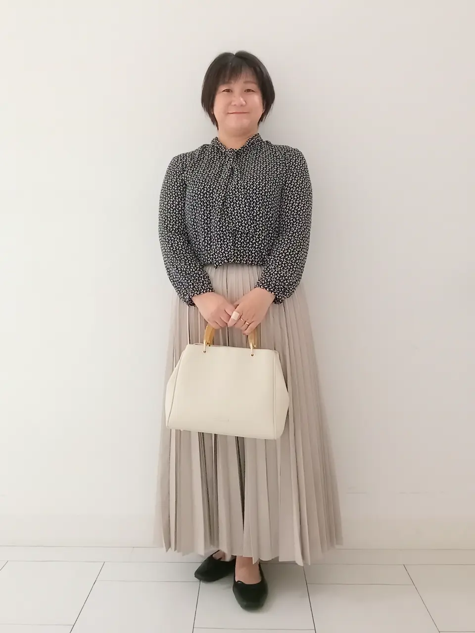  影 コーディネート画像