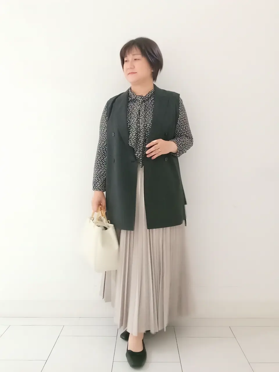  影 コーディネート画像