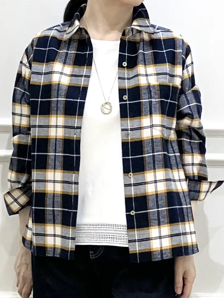 J.PRESS LADIES スタッフ コーディネート画像