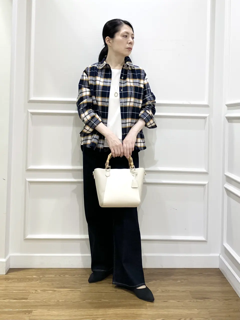 J.PRESS LADIES スタッフ コーディネート画像