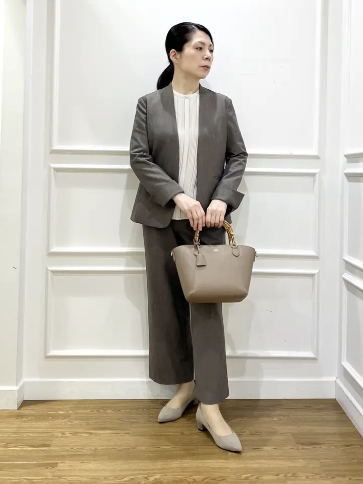 J.PRESS LADIES スタッフ コーディネート画像