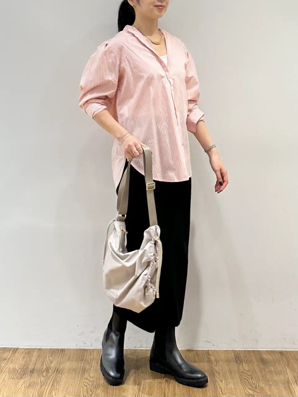 23区 西嶋 コーディネート画像