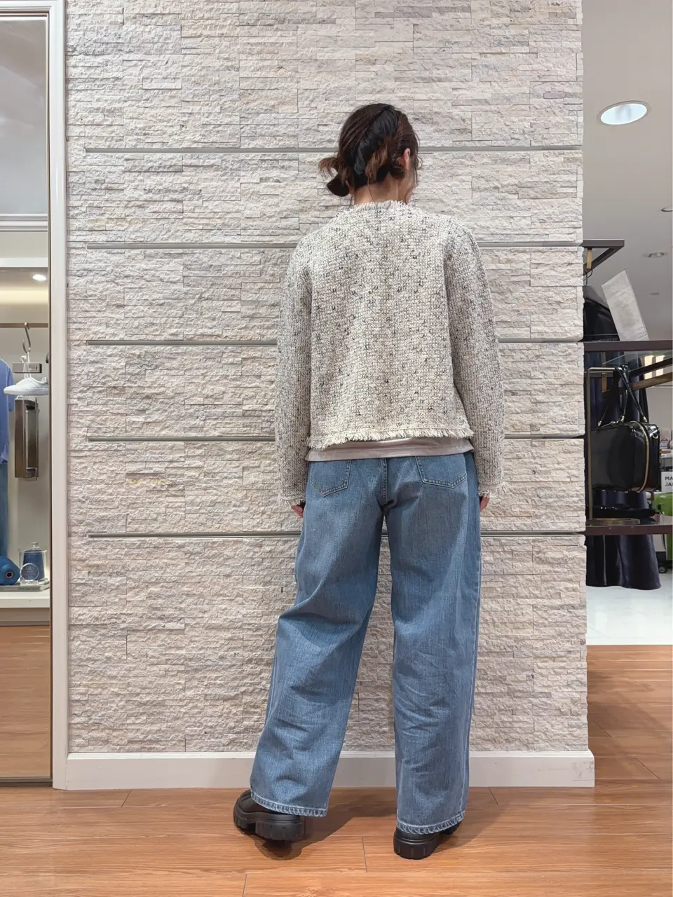 23区 犬塚 コーディネート画像