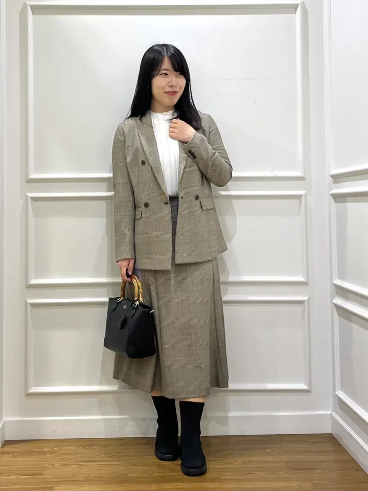 J.PRESS LADIES スタッフ コーディネート画像