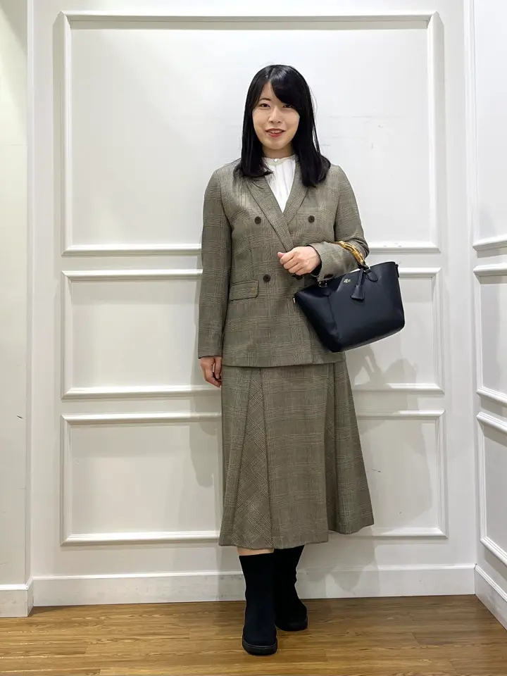 J.PRESS LADIES スタッフ コーディネート画像