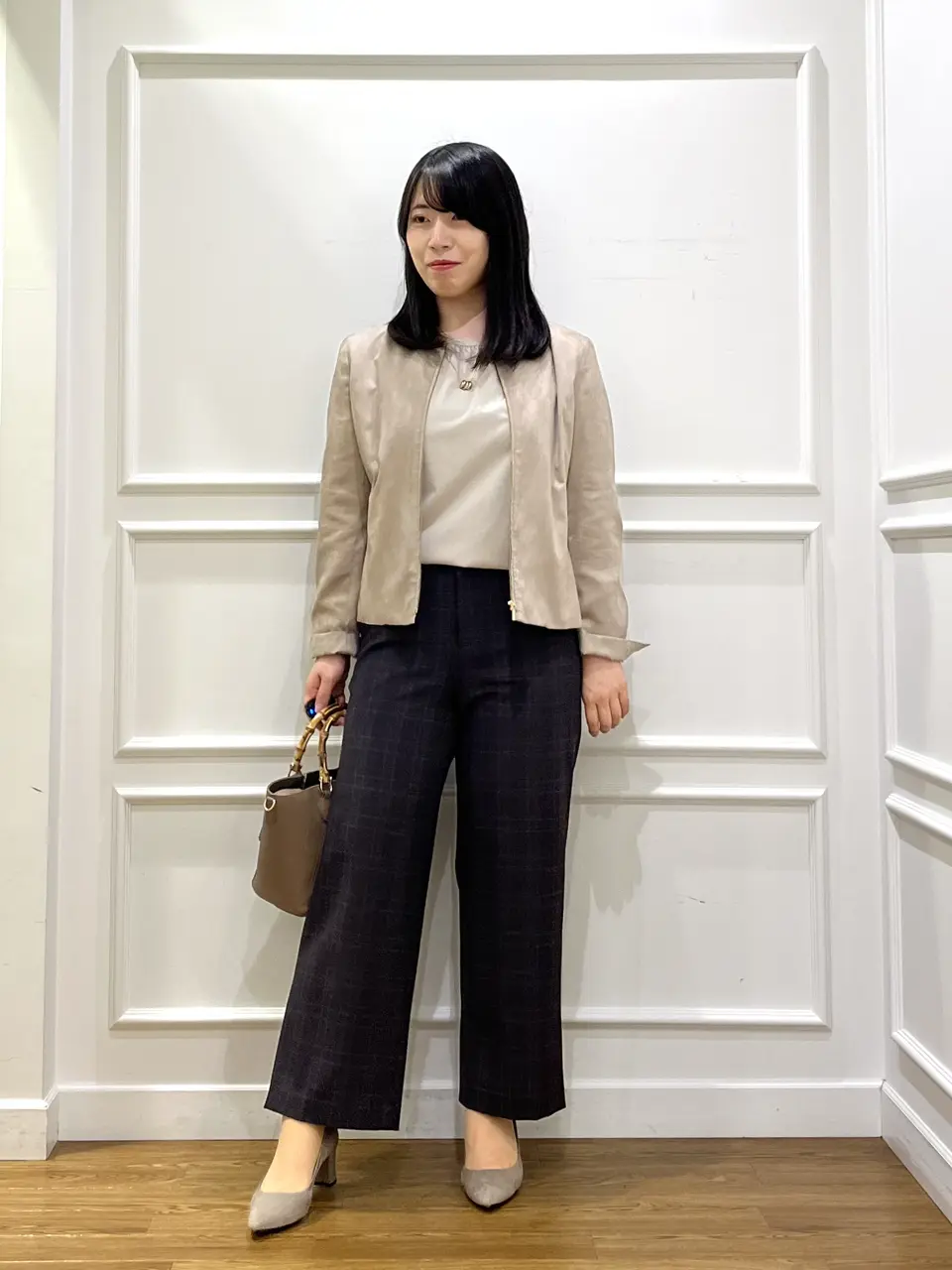 J.PRESS LADIES スタッフ コーディネート画像