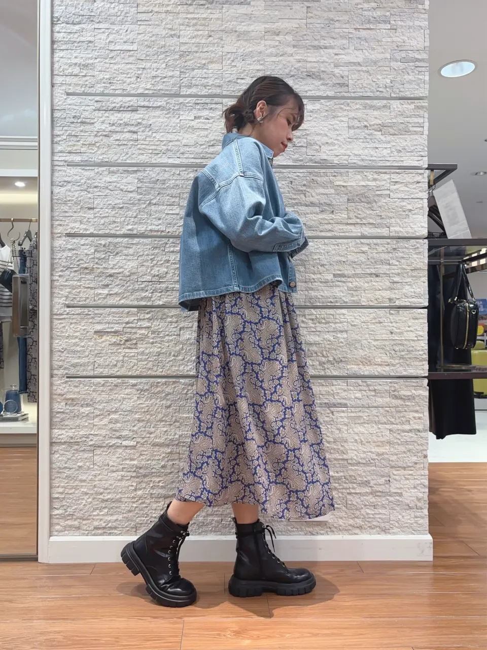 23区 犬塚 コーディネート画像