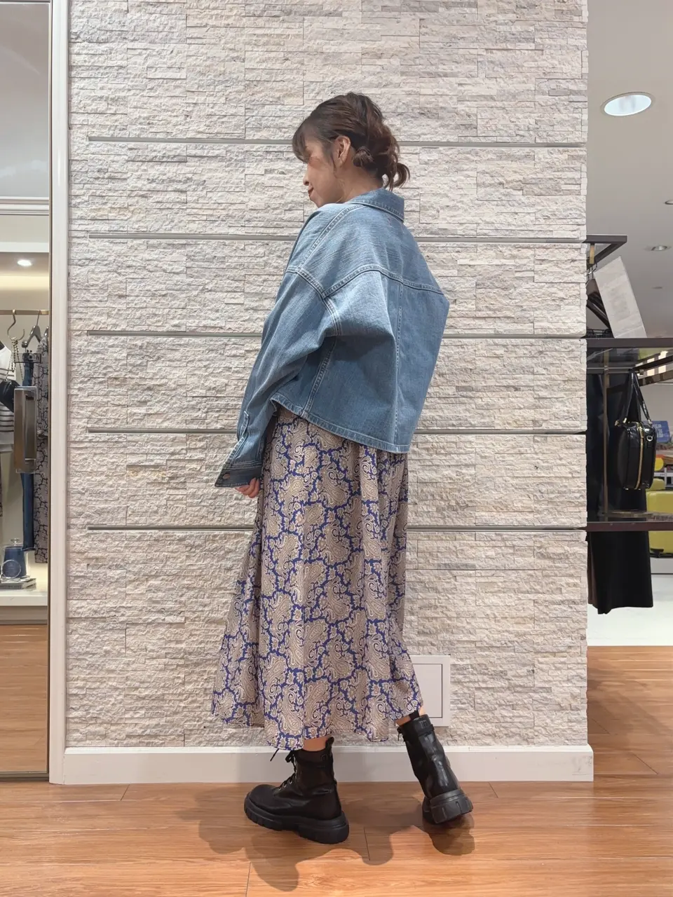 23区 犬塚 コーディネート画像