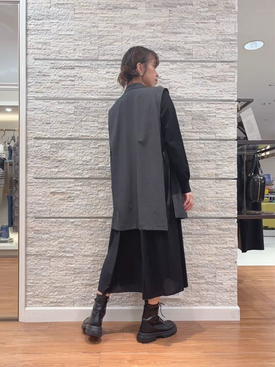 23区 犬塚 コーディネート画像