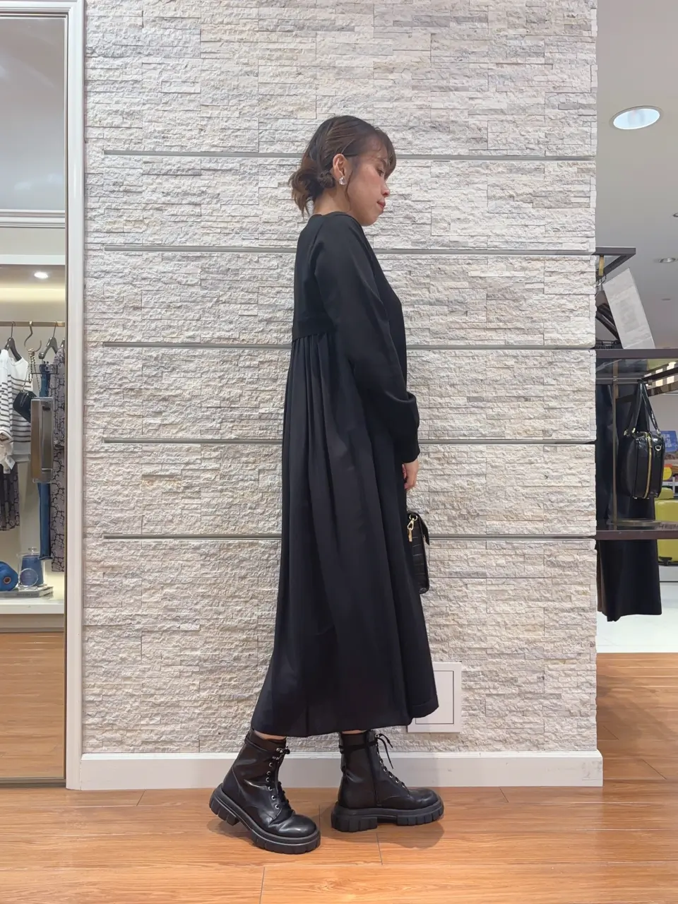 23区 犬塚 コーディネート画像