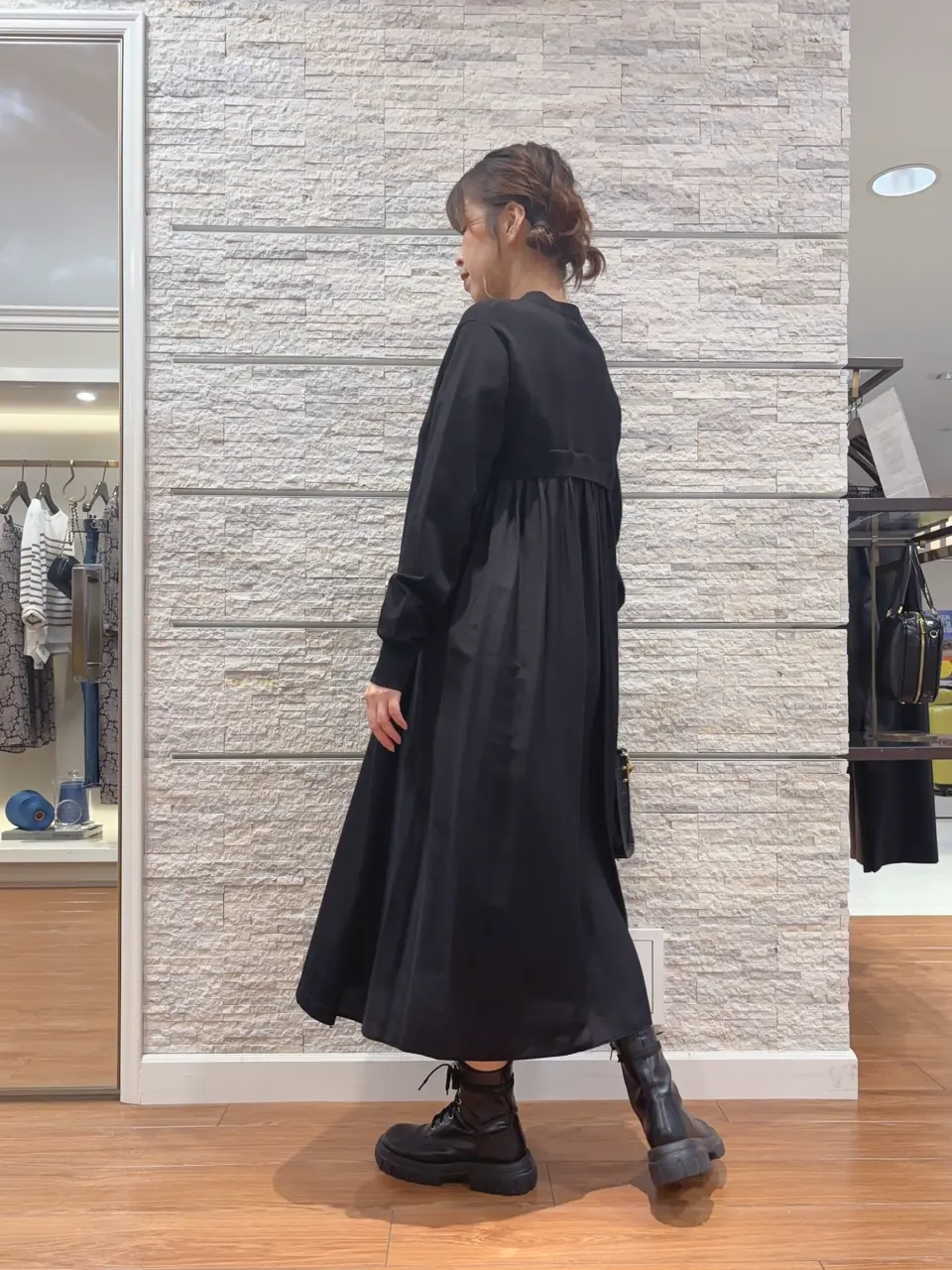 23区 犬塚 コーディネート画像