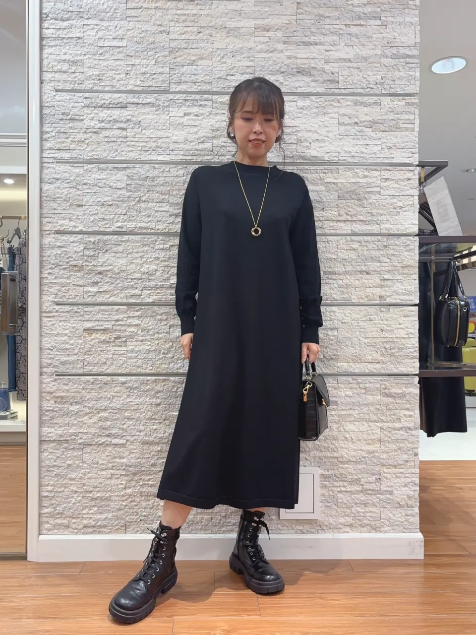 23区 犬塚 コーディネート画像