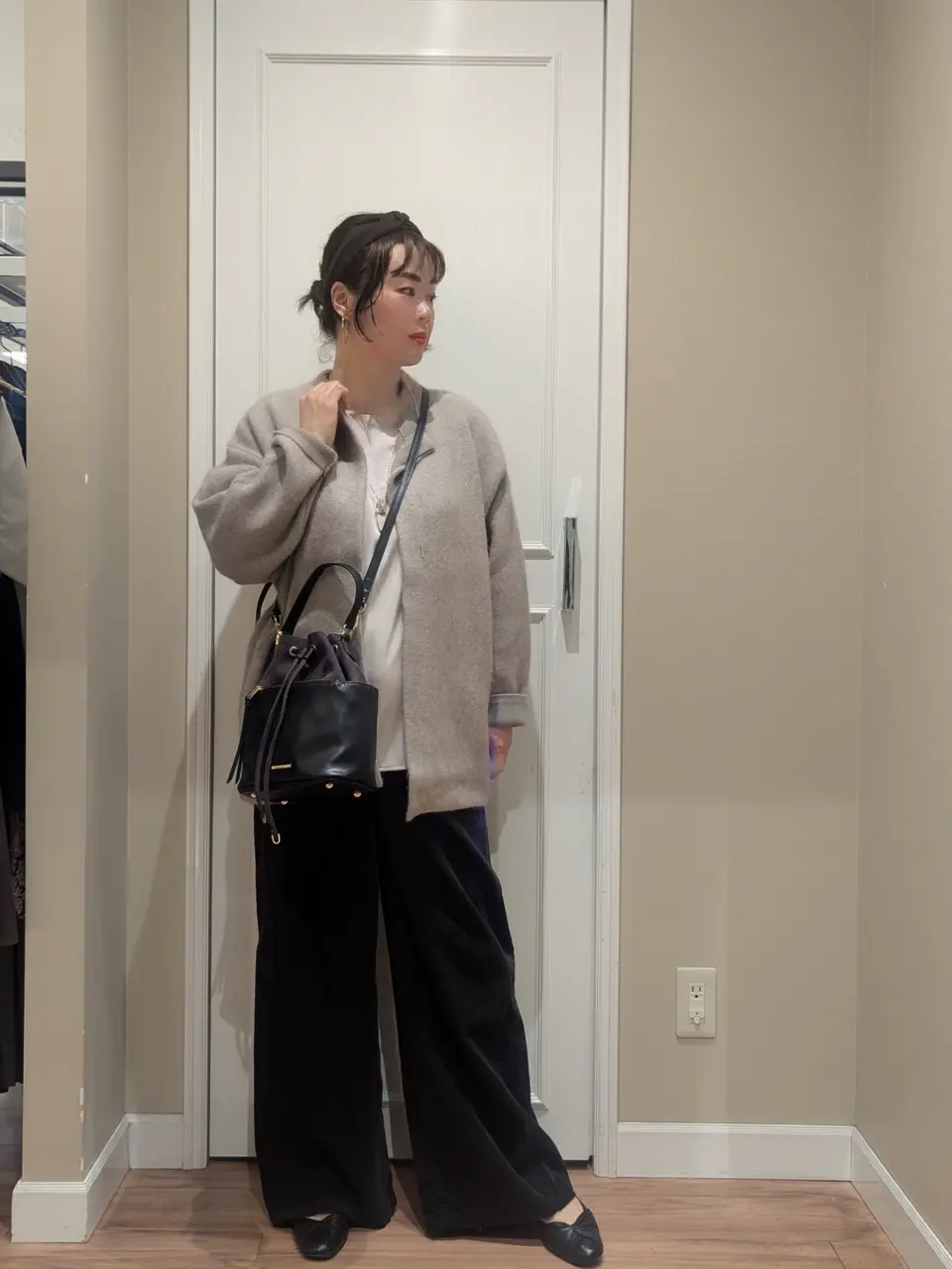 23区 L スタッフn コーディネート画像