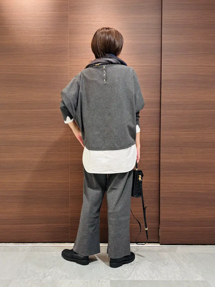 23区 スタッフ  コーディネート画像