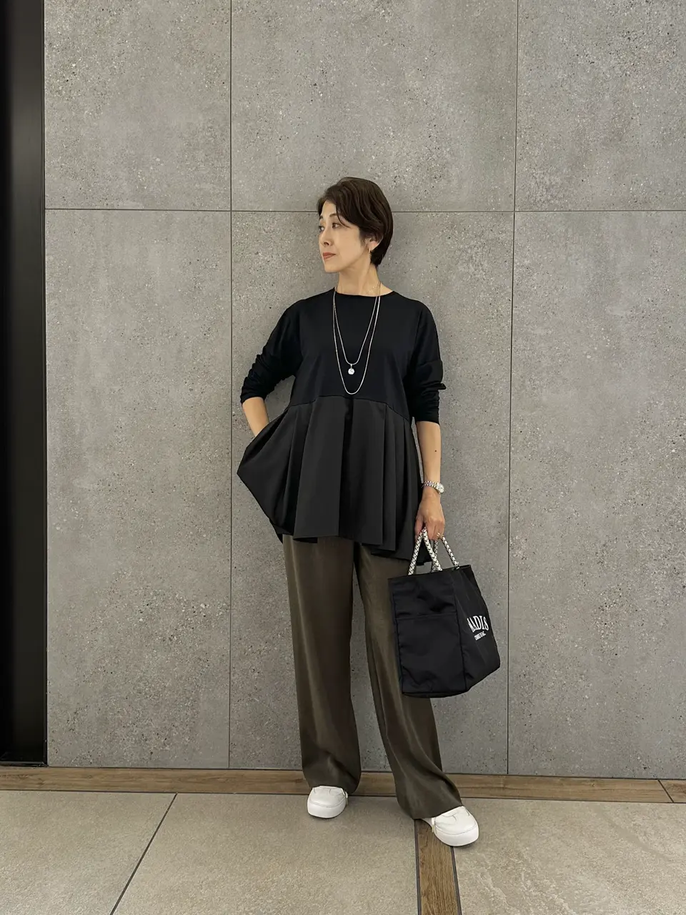 23区 スタッフ コーディネート画像