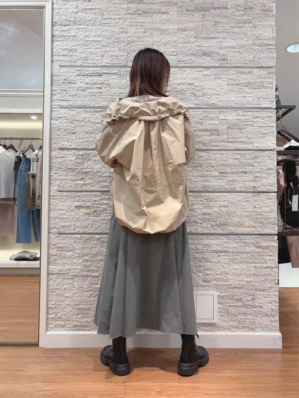 23区 犬塚 コーディネート画像