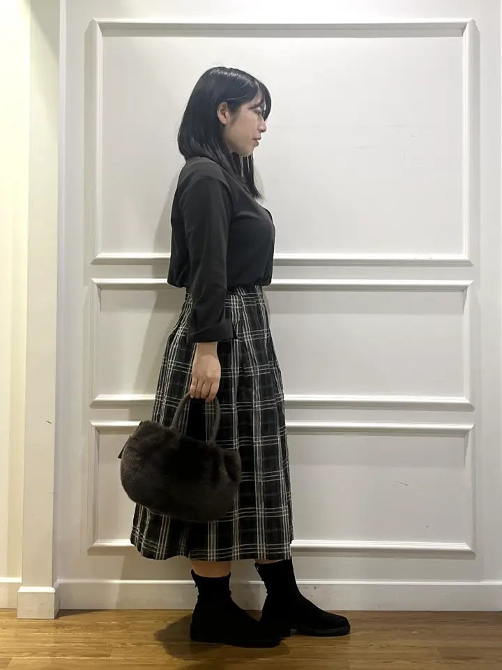 J.PRESS LADIES スタッフ コーディネート画像