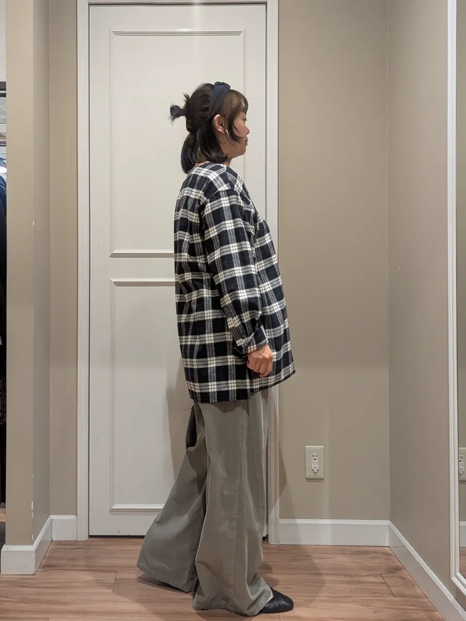 23区 L スタッフn コーディネート画像