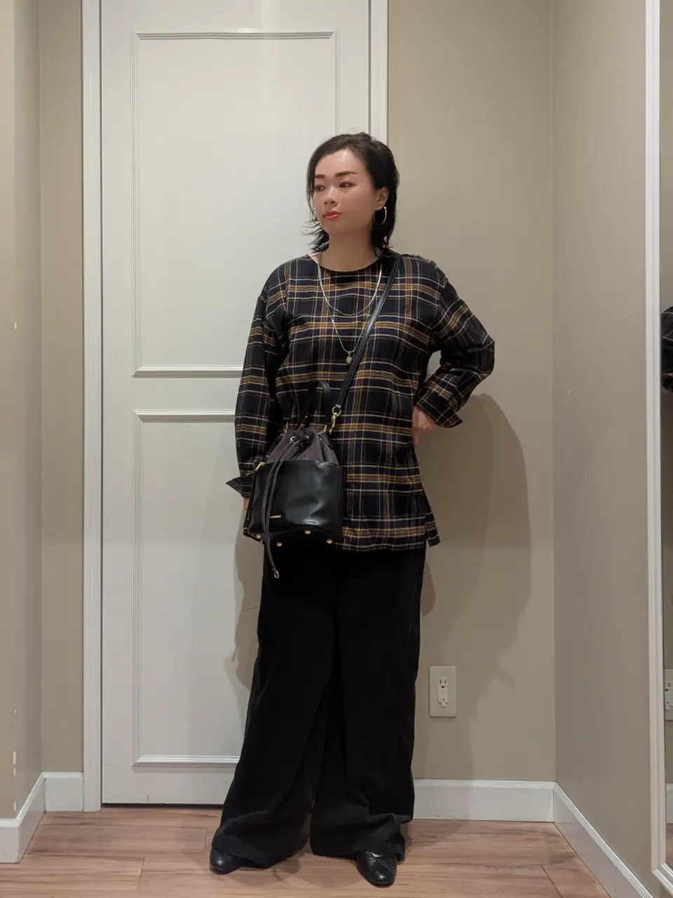 23区 L スタッフn コーディネート画像