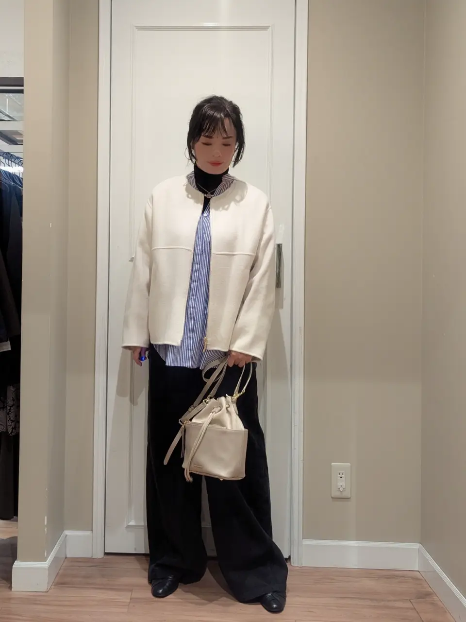 23区 L スタッフn コーディネート画像