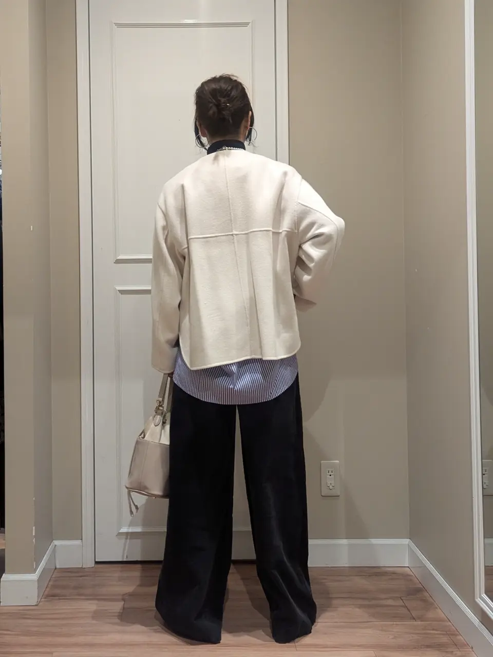 23区 L スタッフn コーディネート画像