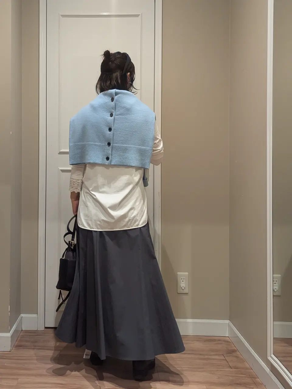 23区 L スタッフn コーディネート画像