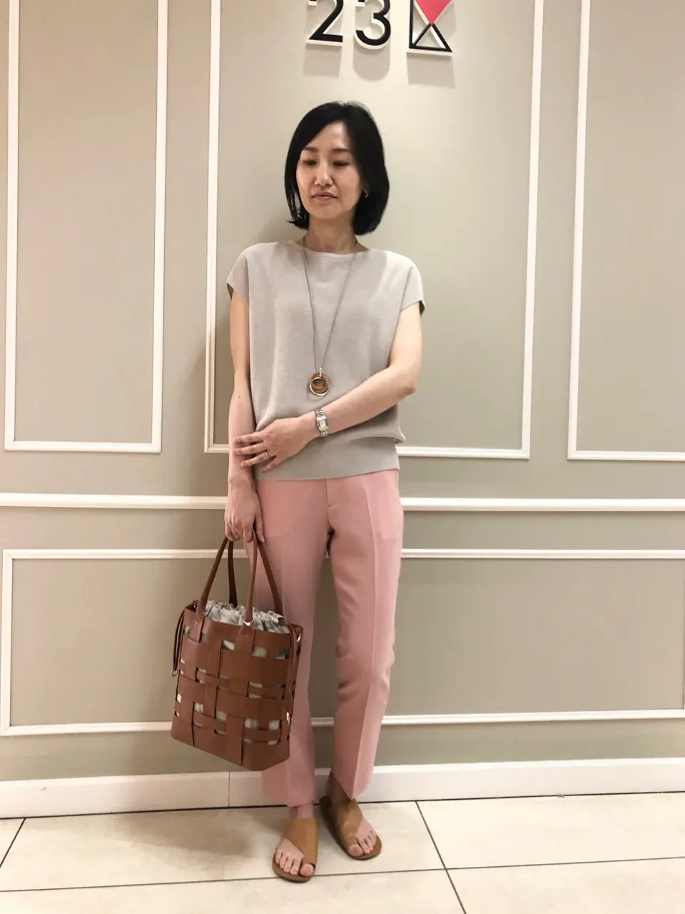  スタッフ コーディネート画像