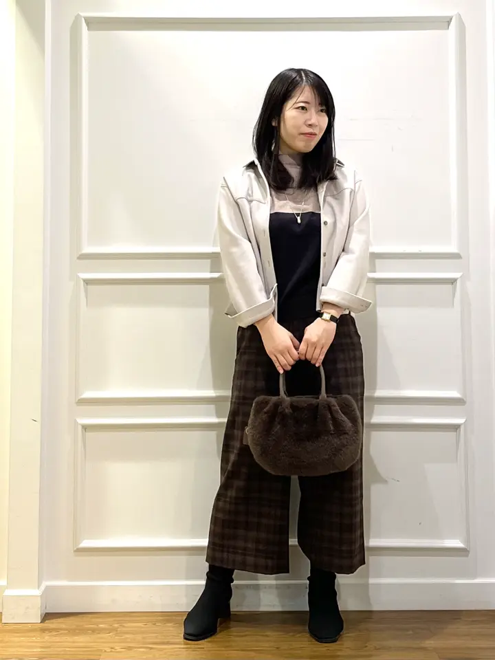 J.PRESS LADIES スタッフ コーディネート画像