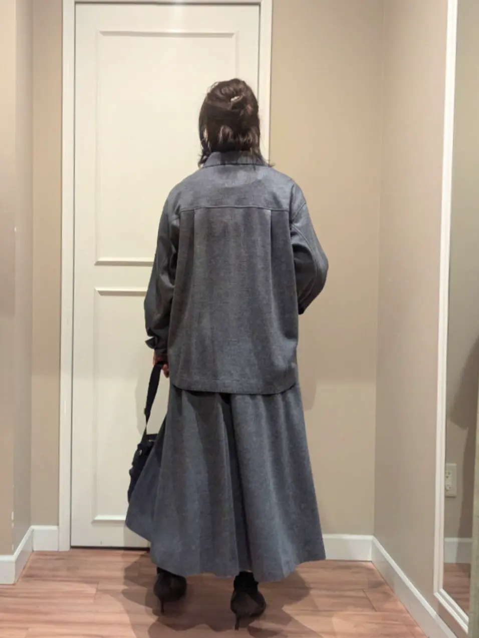 23区 L スタッフn コーディネート画像