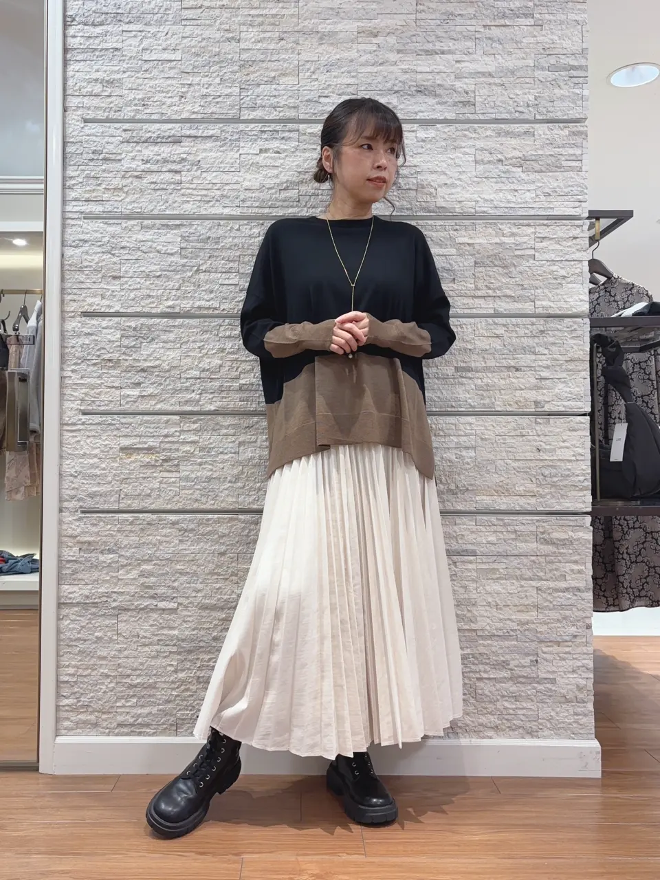 23区 犬塚 コーディネート画像