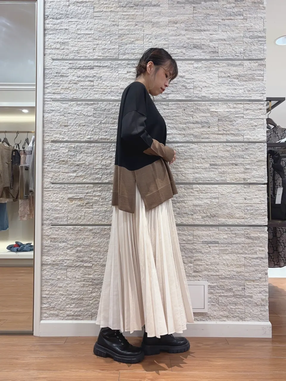 23区 犬塚 コーディネート画像