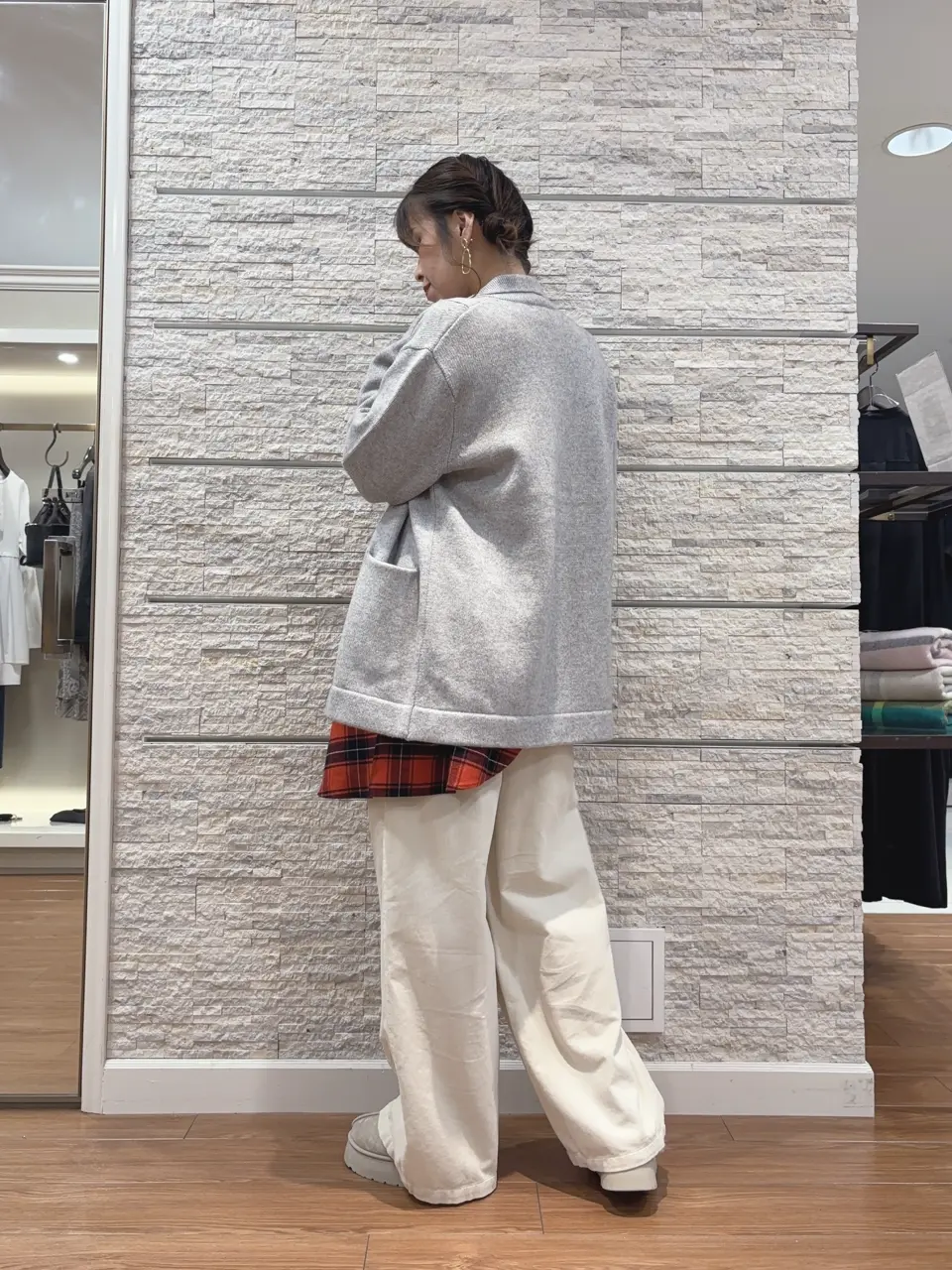 23区 犬塚 コーディネート画像